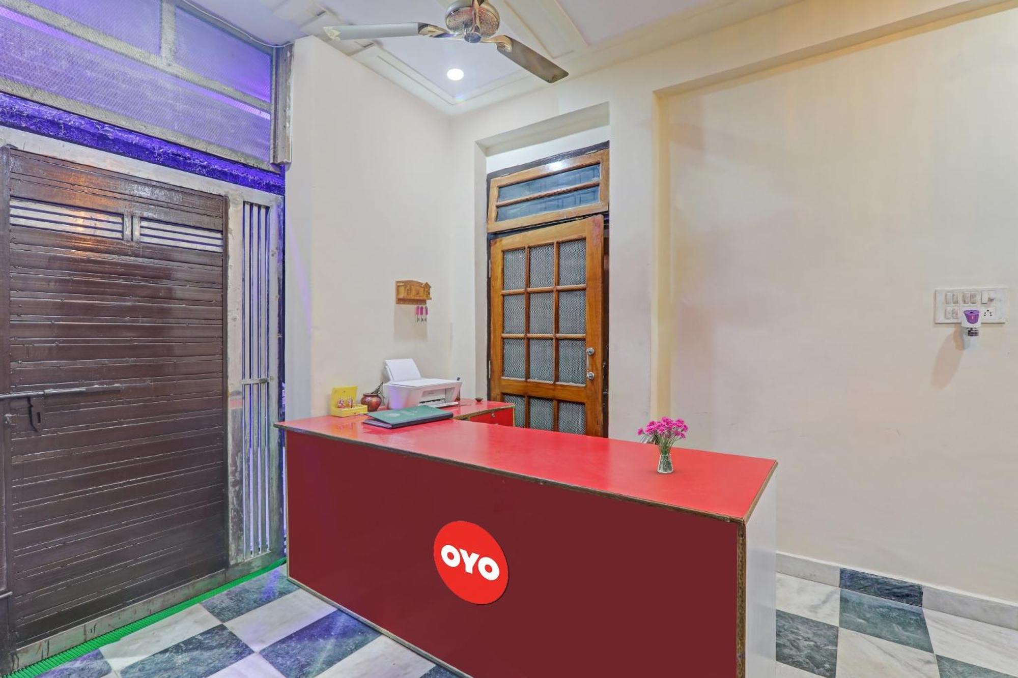 Hotel O R K Hotels 勒克瑙 外观 照片