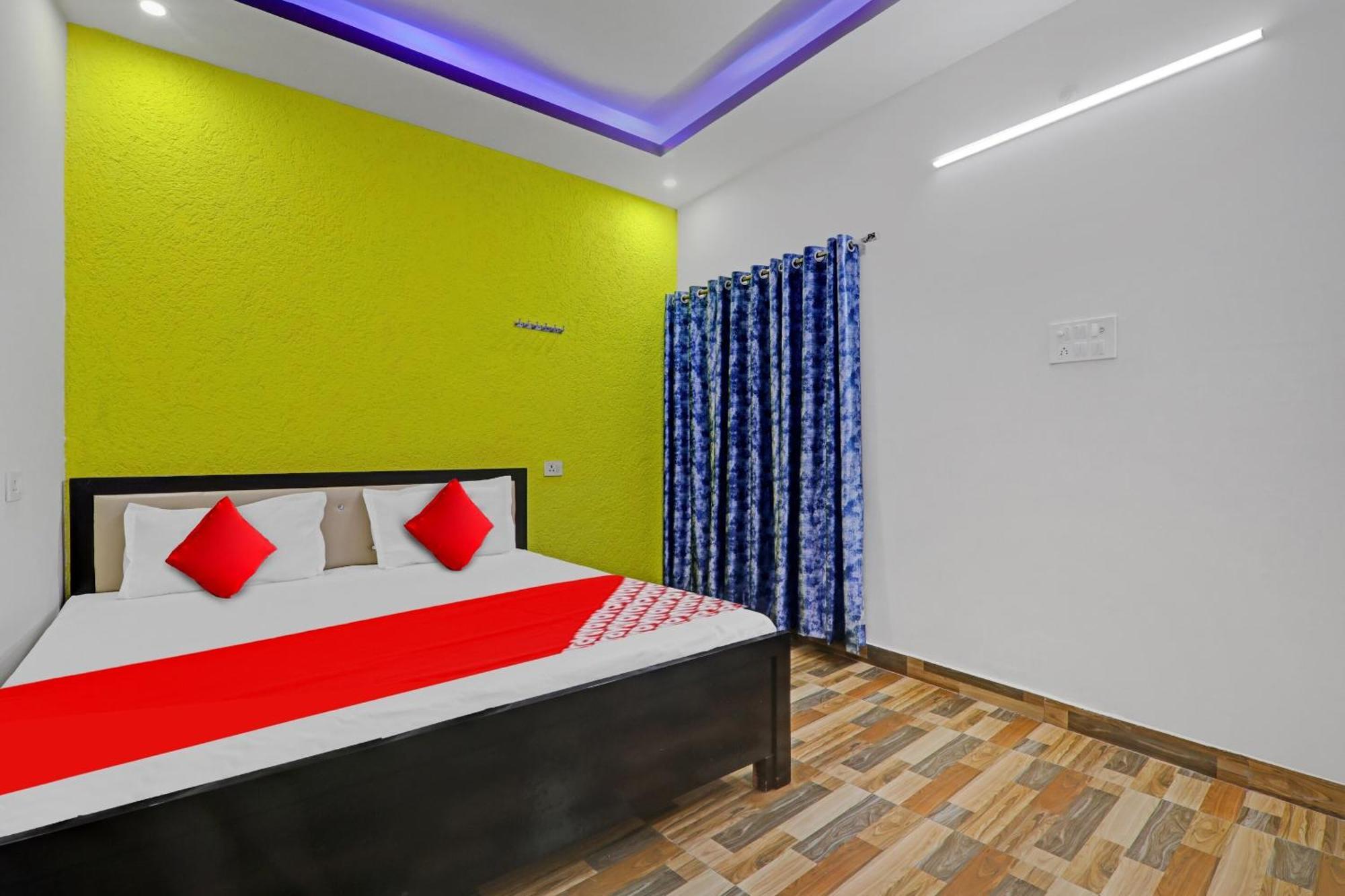 Hotel O R K Hotels 勒克瑙 外观 照片